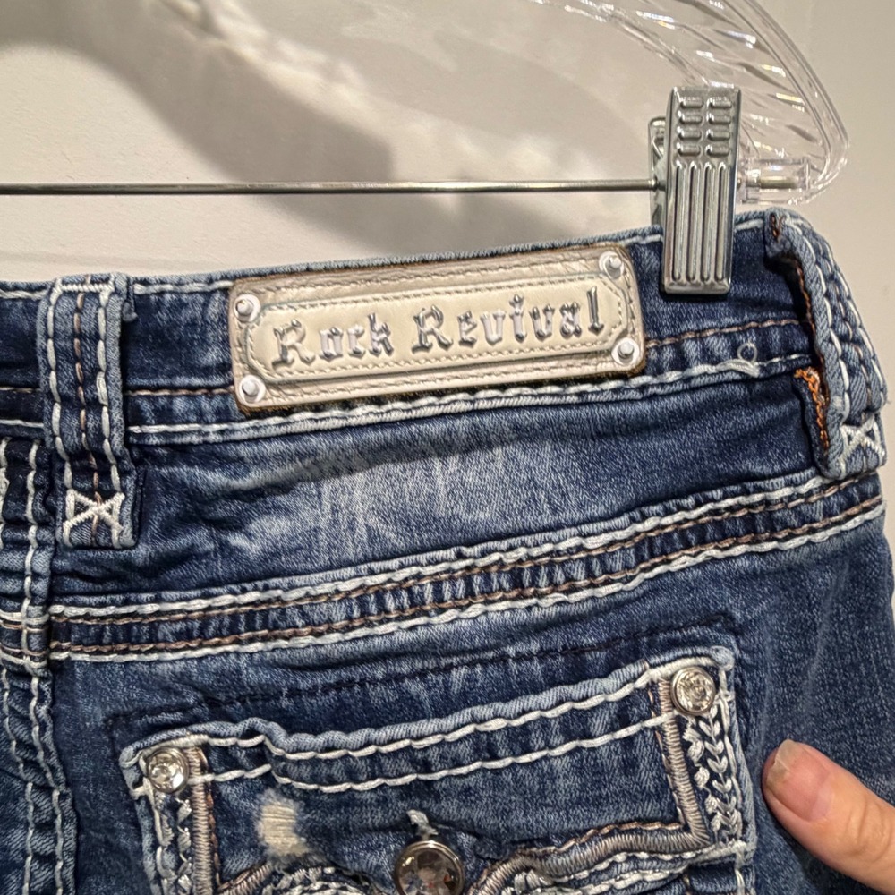 Rock Revival Womens Vien Capri Jeans Embellished Fleur De Lis Blue Size 32 - Picture 8 of 16